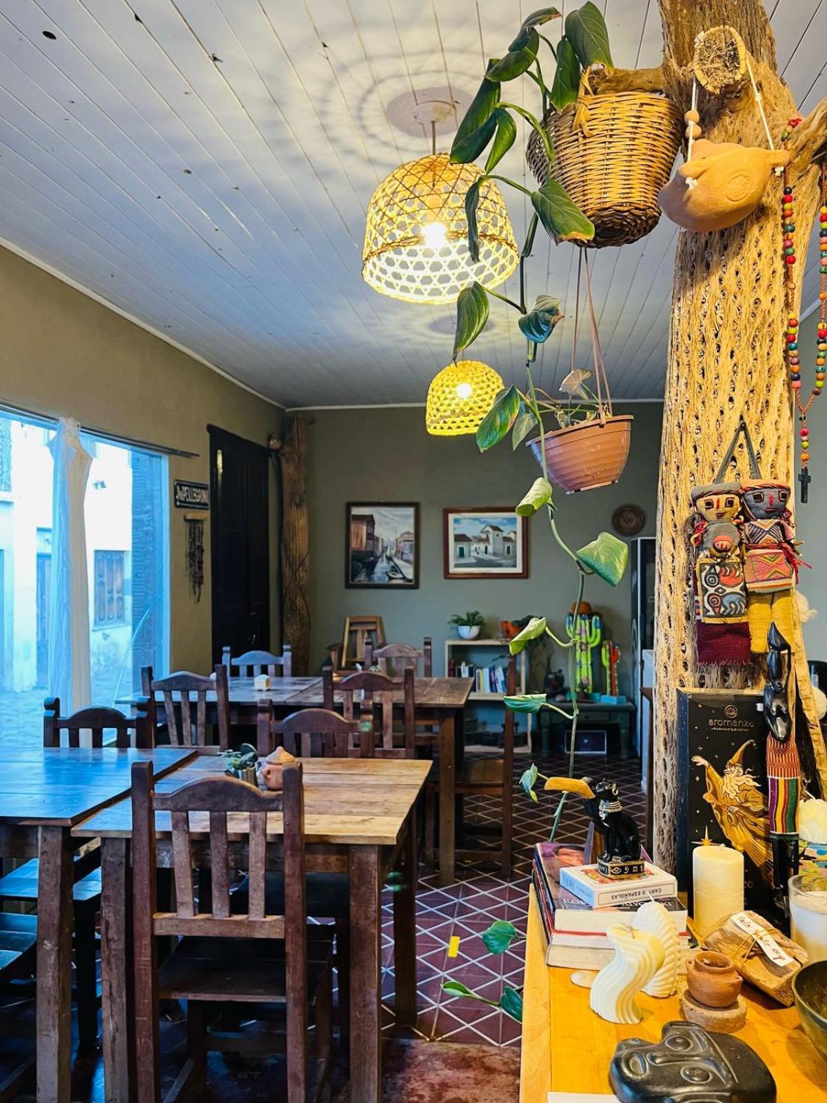 Casa Puna Hostal & Cafe Humahuaca Buitenkant foto